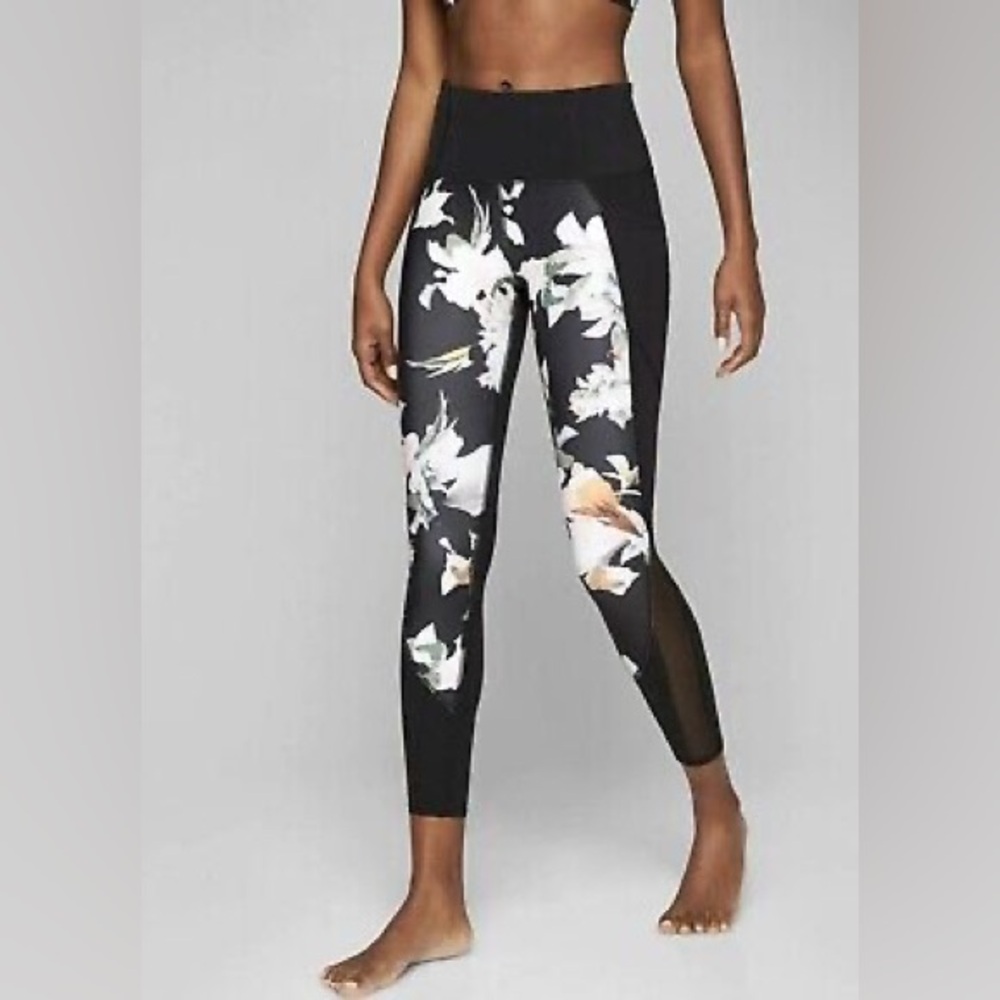 Athleta Blossom Intuition 7/8 Tight Leggings Floral Mesh Pockets - Size Small